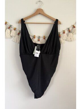 H&M Light Shape Padded Lined Sculpting Medium Coverage Swimsuit Vacation NWT XL